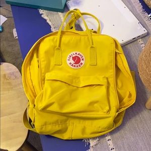 Yellow Fajallraven Kanken